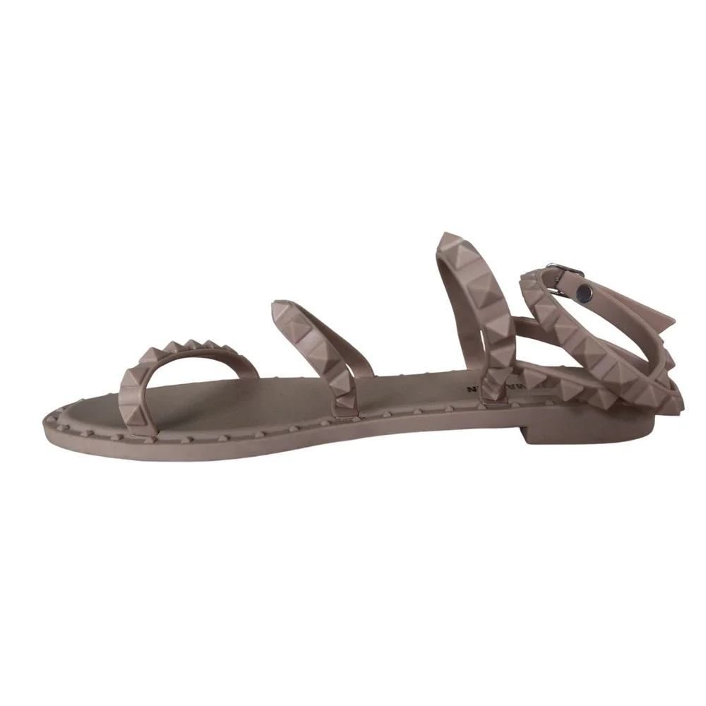 Steve Madden Travel J strappy studded neutral sandal women's SZ:‎ 7